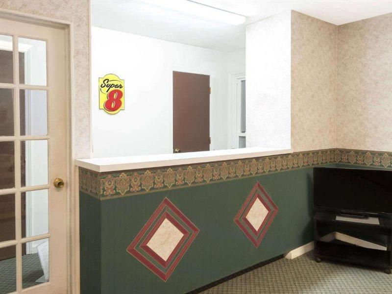 Super 8 By Wyndham Taylorville Il Eksteriør bilde