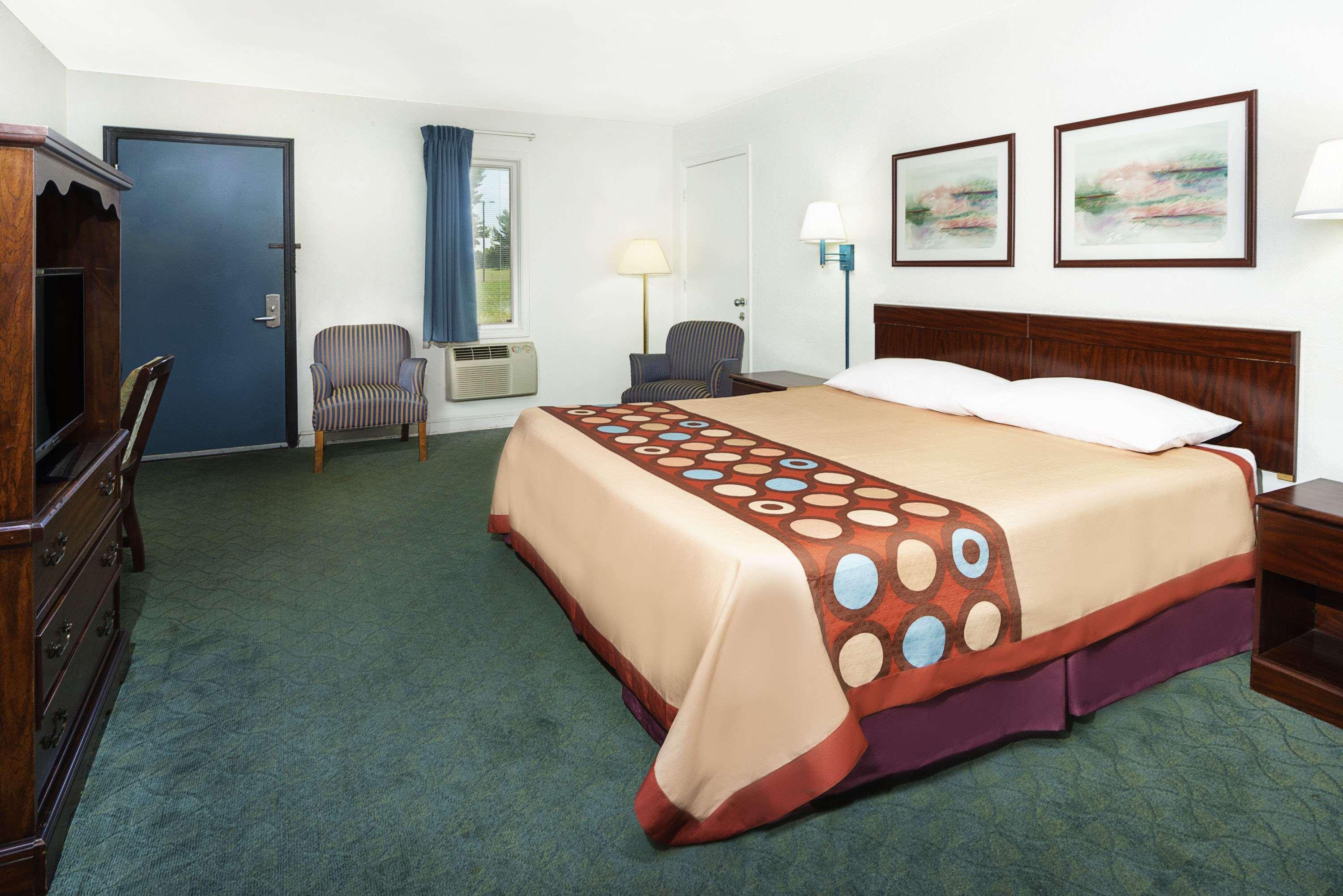 Super 8 By Wyndham Taylorville Il Eksteriør bilde